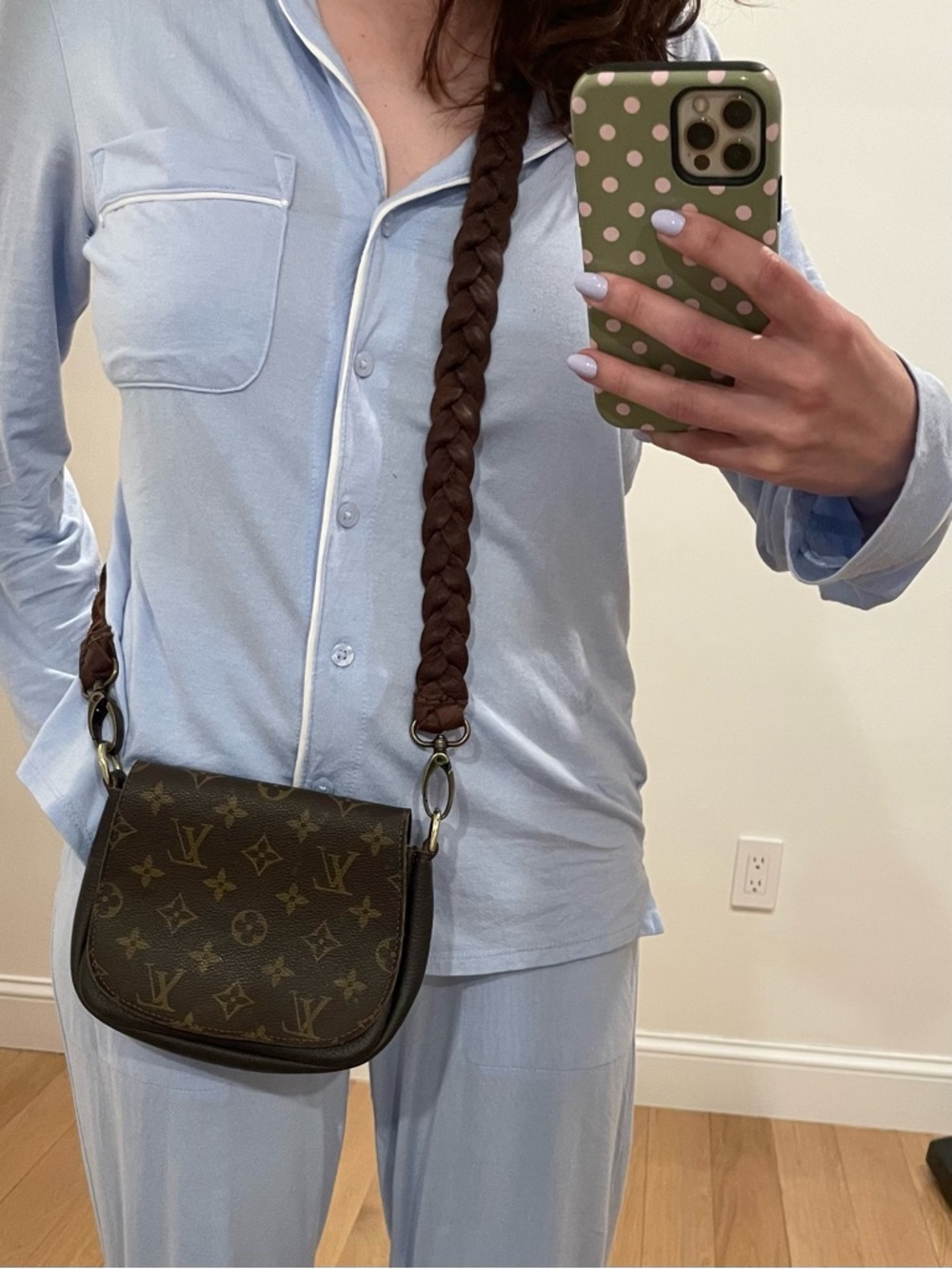 Authentic Vintage BohoBag Louis Vuitton Monogram Mini Crossbody Bag in Brown - Picture 3 of 6